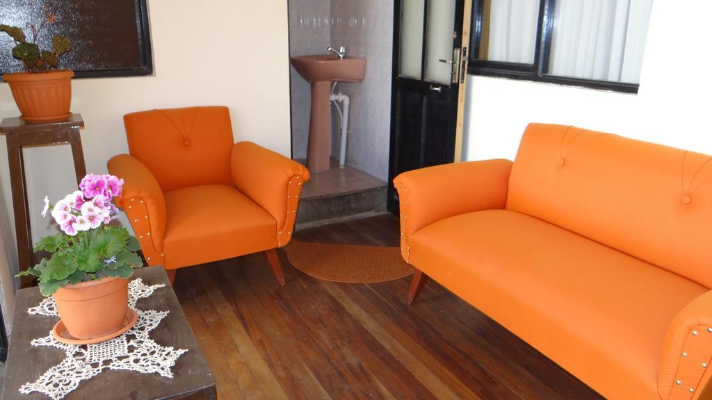 Hotel Casa De Huespedes Isabella Sucre Exteriér fotografie