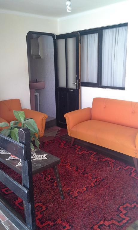 Hotel Casa De Huespedes Isabella Sucre Exteriér fotografie